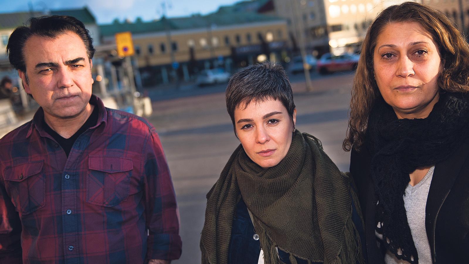 Ot ochiruvchi qiz striptiz