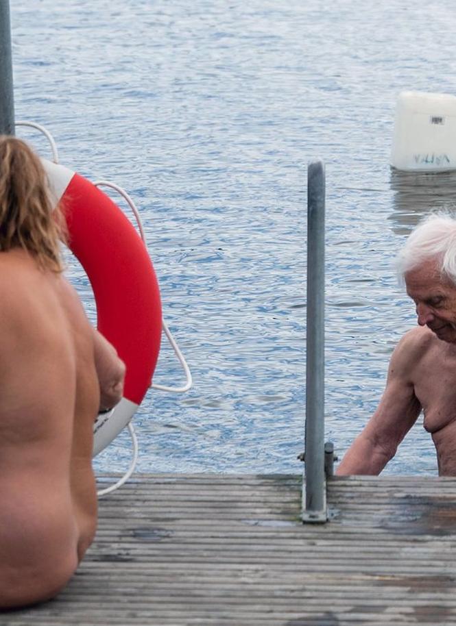 Novosibirskdagi nudistlar