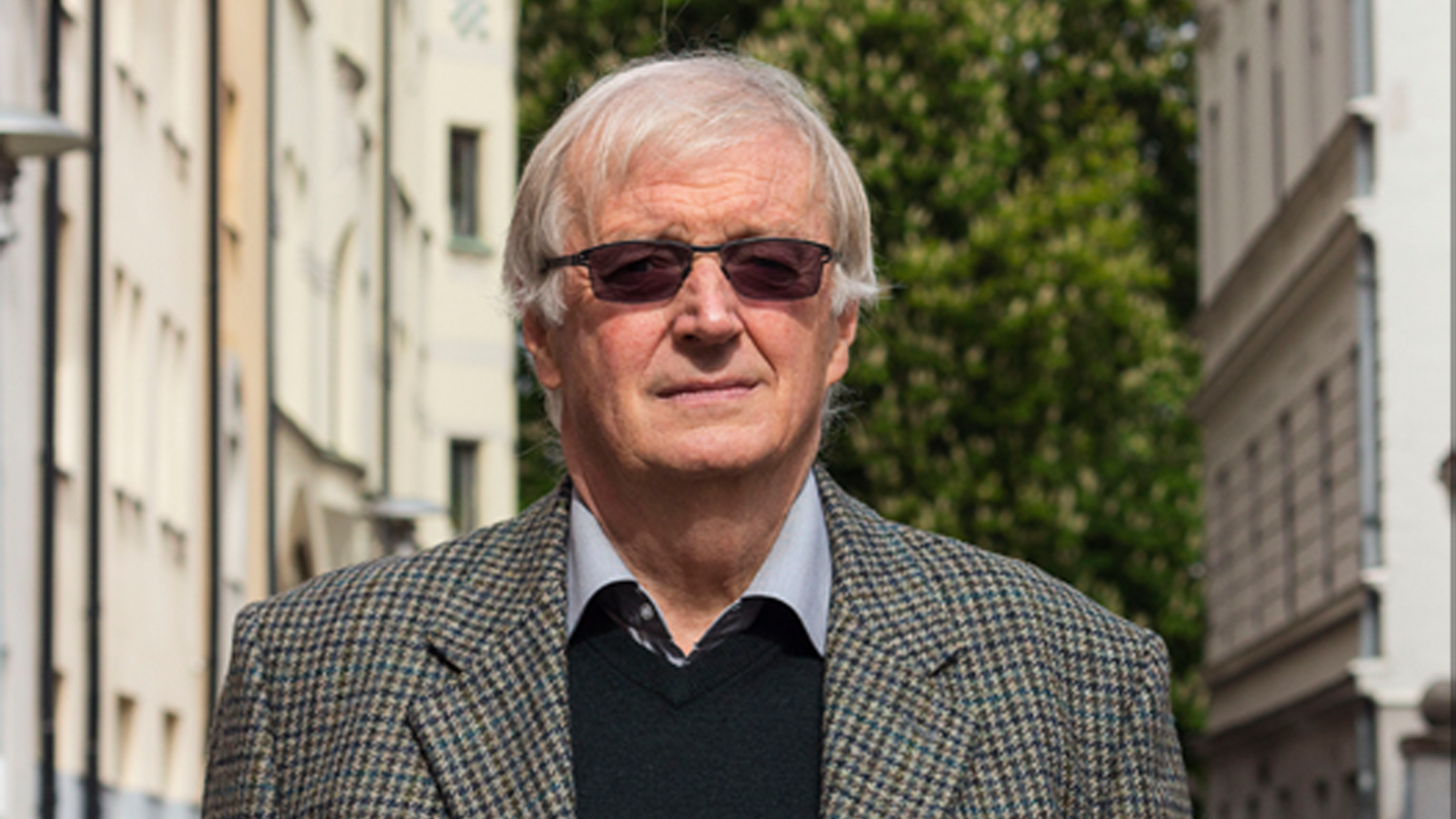 UD-veteranen Ingmar Karlsson är aktuell med en ny bok om sionismens historia, ”Om ni vill det är det ingen dröm” (Historiska media).