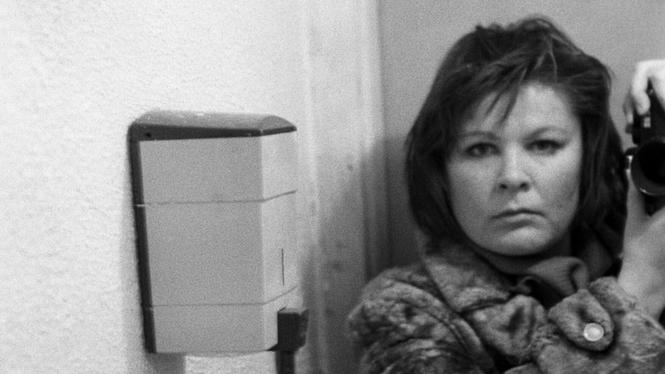 Fotografen Nina Korhonen. Självporträtt.
