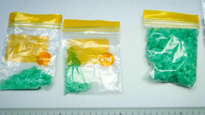 Den nya syntetiska drogen ”peukku” oroar såväl polisen och vården som brukarna.