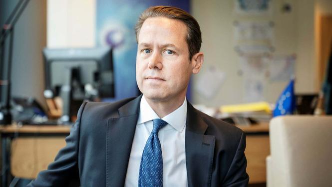 UD-diplomaten Niclas Kvarnström blir ny nationell säkerhetsrådgivare.