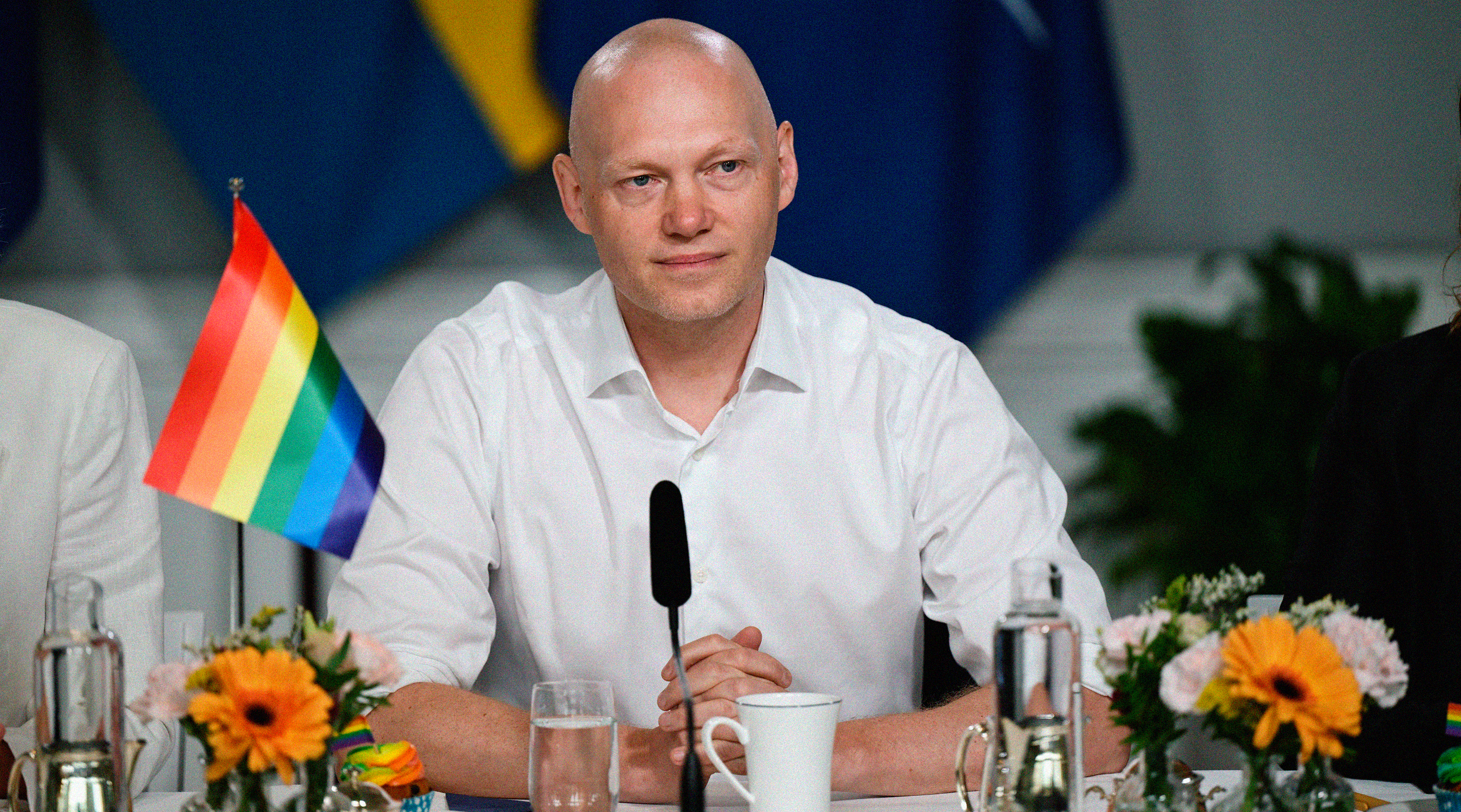 Finansmarknadsminister Niklas Wykman (M) vid regeringens sommarfika i Rosenbads pressrum.