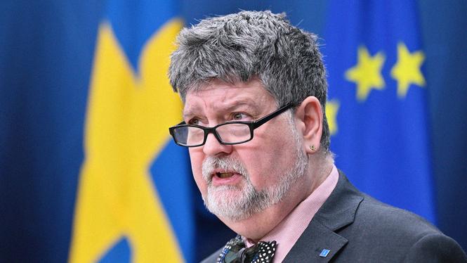 Magnus Jacobsson (KD) är en av politikern från Tidöpartierna som är kritisk mot regeringens besked om att få EU att frysa handelsavtalet med Israel.