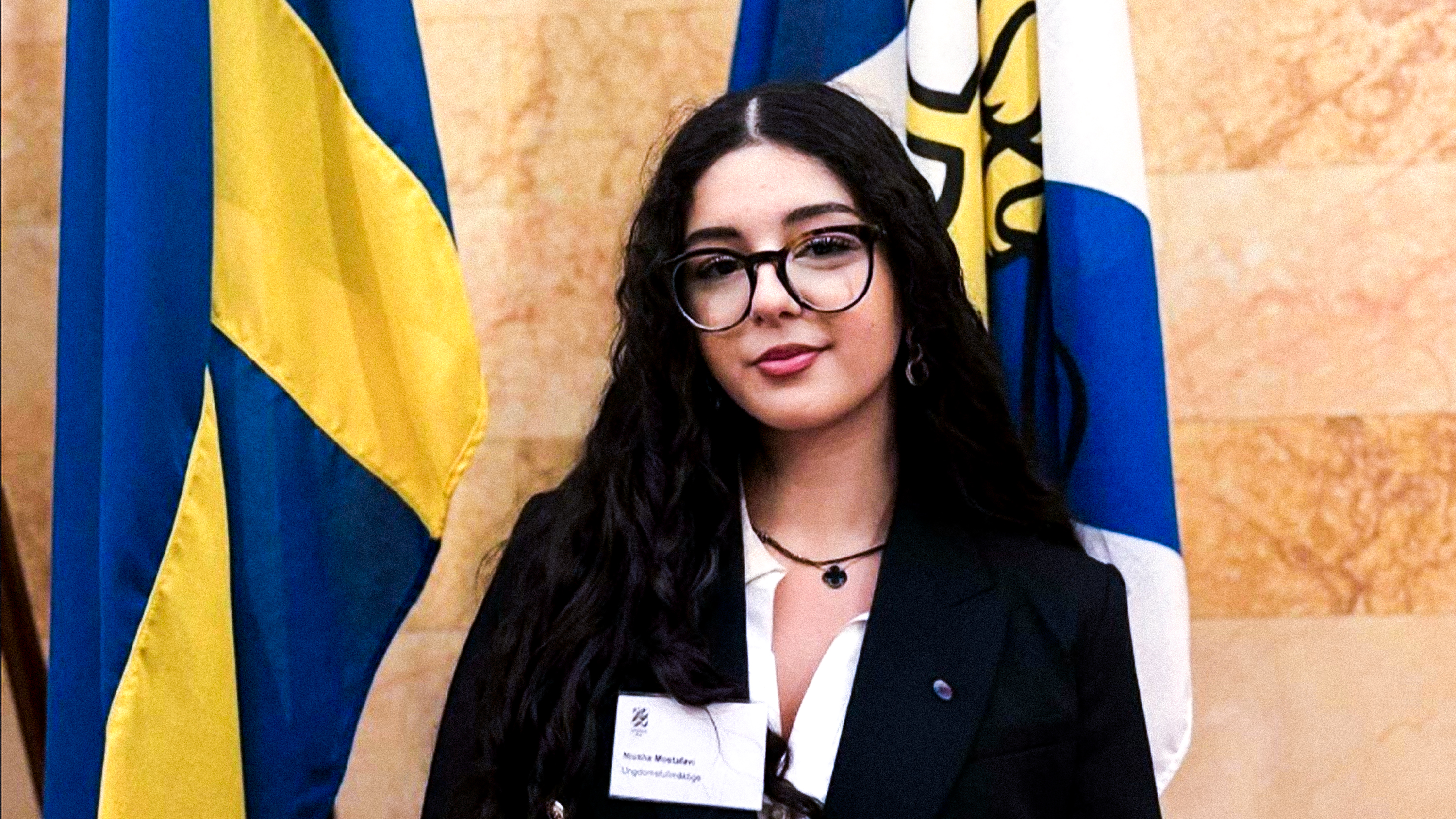 Niusha Mostafavi, vice ordförande i Göteborgs ungdomsfullmäktige.