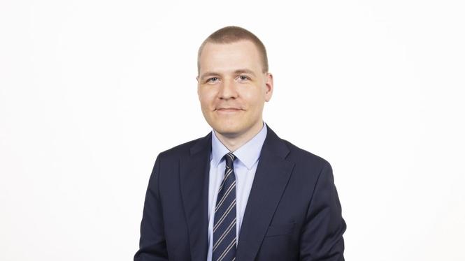 Eemeli Peltonen heter riksdagsledamoten som på tisdagen hittades död i Finlands riksdagsbyggnad. Han blev 30 år.