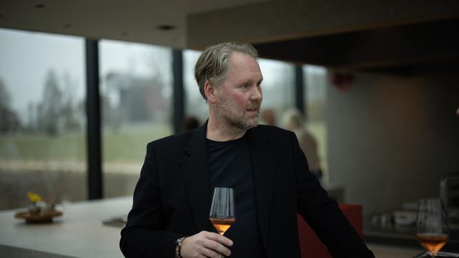 ”Klimatkris och bränder är ett stort hot mot bönder och vinodlare”, säger vinkännaren Fredrik Schelin.