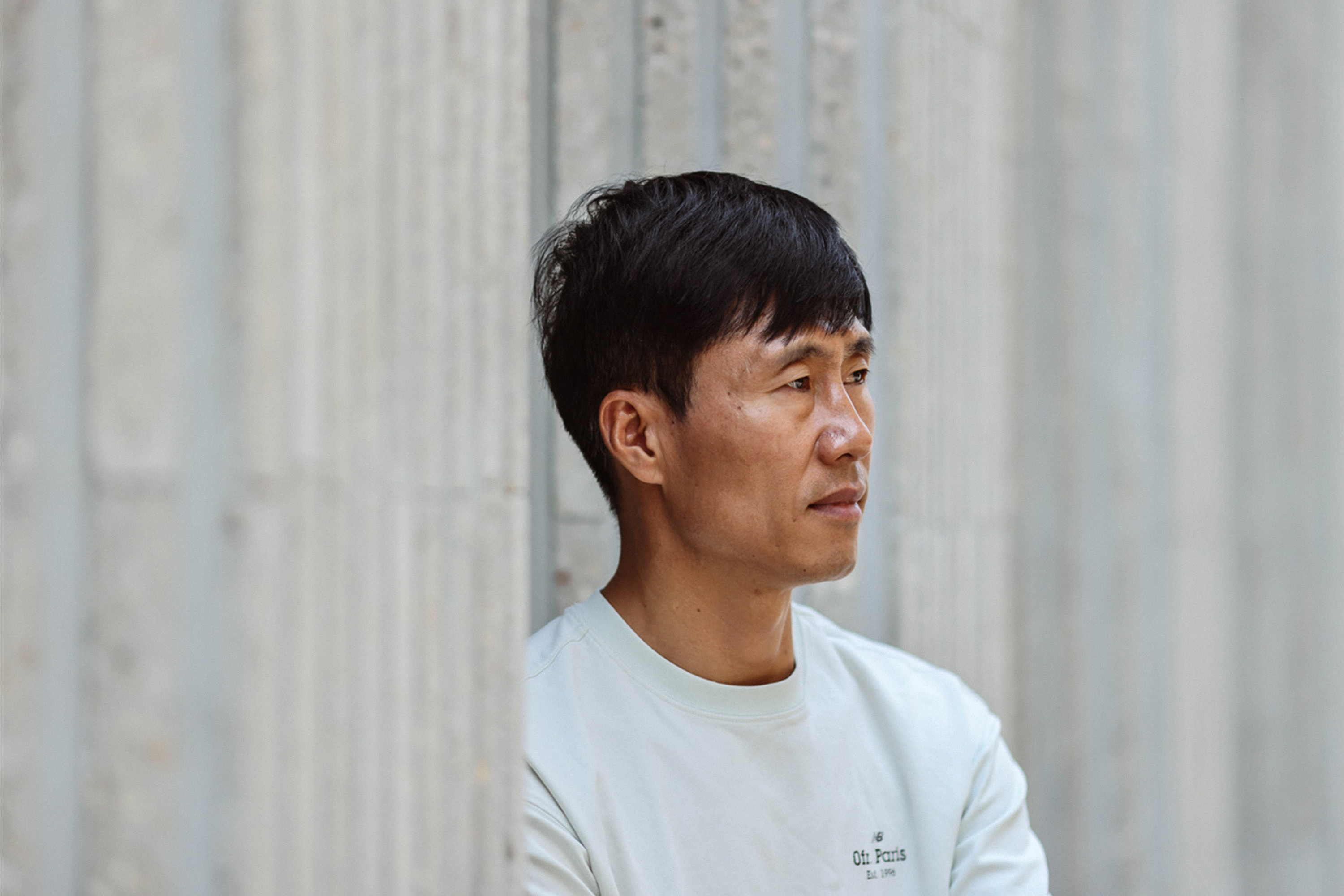 Ex-soldaten Yeongnam Eom ger ett unikt vittnesmål inifrån Nordkorea.