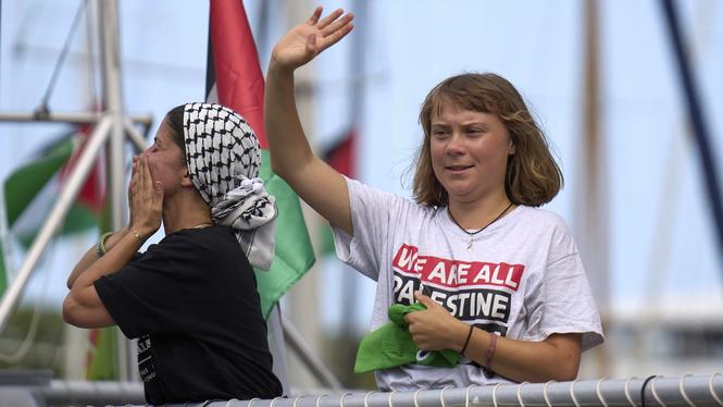 Greta Thunberg är en av personerna som deltar i konvojen mot Gaza. Arkivbild.