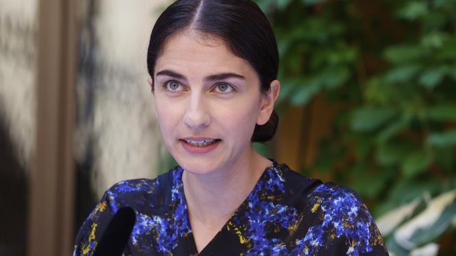 Klimatminister Romina Pourmokhtari (L). Arkivbild