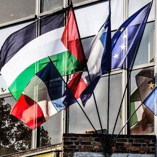 Borgmästarne vägrar hala den palestisnak flaggan i Malakoff.