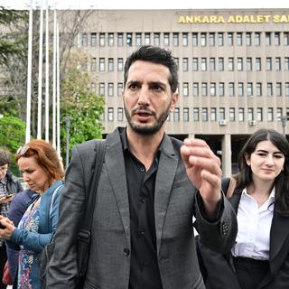 Advokat Veysel Ok är nöjd efter dagens besked. Arkivbild.