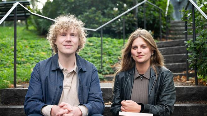 Jakob Segerlind och Elfva Barrio tycker att debatten har fel i grunden. "Höginkomsttagare skaffar barn idag", säger de. 