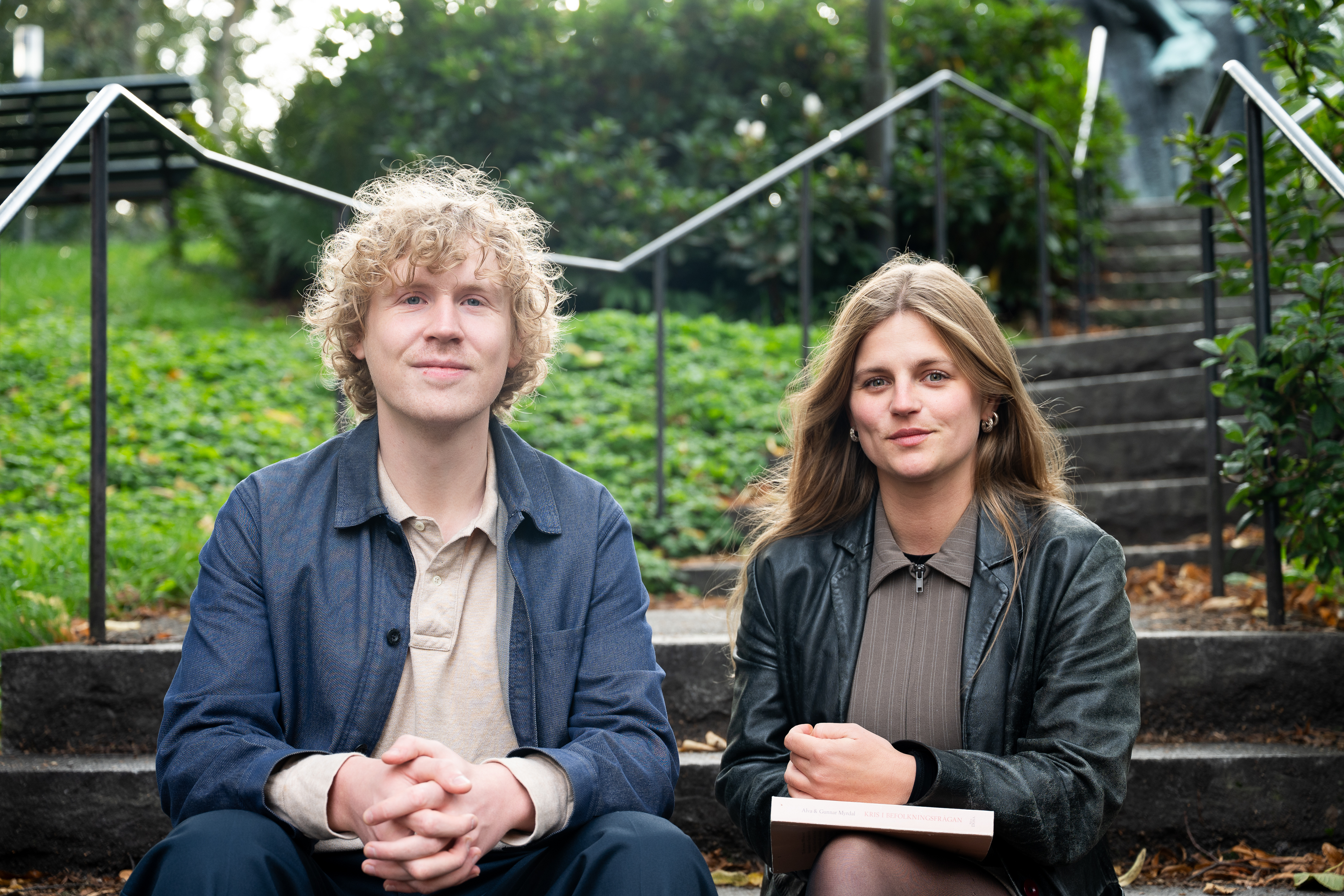 Jakob Segerlind och Elfva Barrio tycker att debatten har fel i grunden. "Höginkomsttagare skaffar barn idag", säger de. 