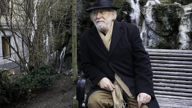 László Krasznahorkai tilldelas Nobelpriset i litteratur