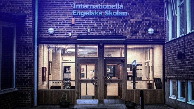 Internationella engelska skolan har igen hamnat i blåsväder efter HBO-dokumentären om pedofilskandalen i Karlstad.