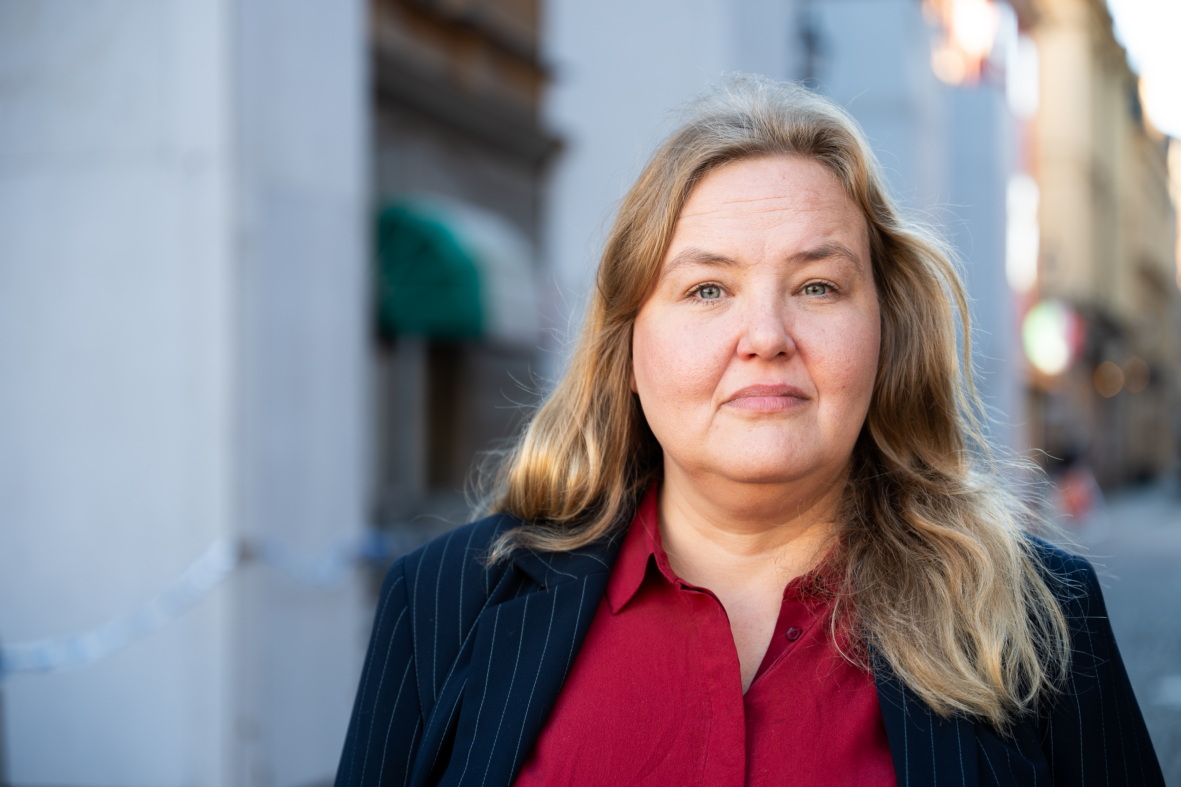 Ida Gabrielsson menar att statsministern väljer att kalla Nooshi Dadgostar för gaphals för att demonisera henne.