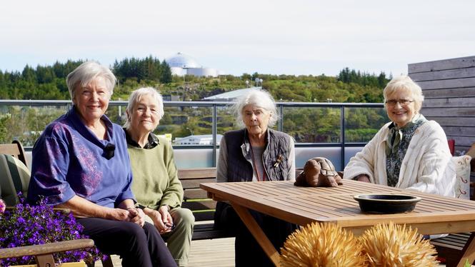 De tidigare rödstrumporna i Reykjavík, från vänster: Lilja Ólafsdóttir, Guðrún Hallgrímsdóttir, Hildur Hákonardóttir och Gerður Óskarsdóttir.