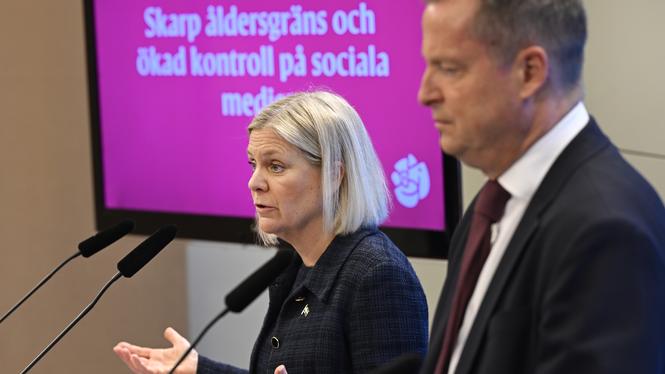 Partiledaren Magdalena Andersson (S) och Anders Ygeman (S), utbildningspolitisk talesperson, presenterar förslagen om åldersgräns på sociala medier.