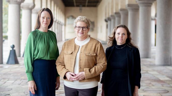 ”Regeringen är redo att offra klimatet, kollektivtrafiken och landsbygden. Vi ser att Sveriges väljare vill annorlunda”, skriver rödgröna i Region Stockholm.