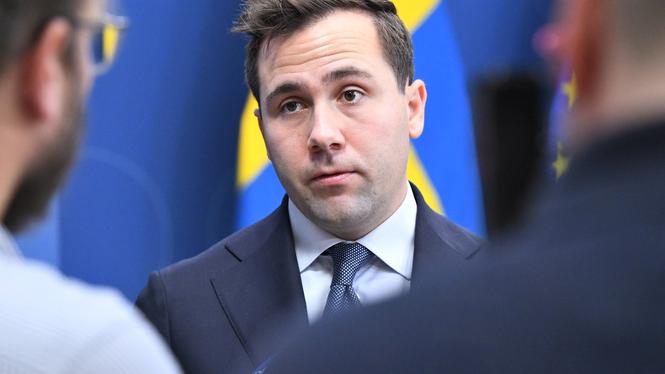 Bistånds- och utrikeshandelsminister Benjamin Dousa (M).