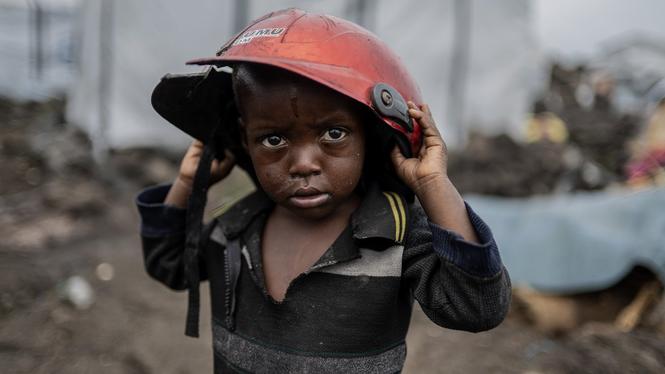 Ett av många barn som drivits på flykt av striderna mellan militären och M23-milisen i Kongo-Kinshasa. Bilden är tagen tidigare i år i ett flyktingläger i Goma.