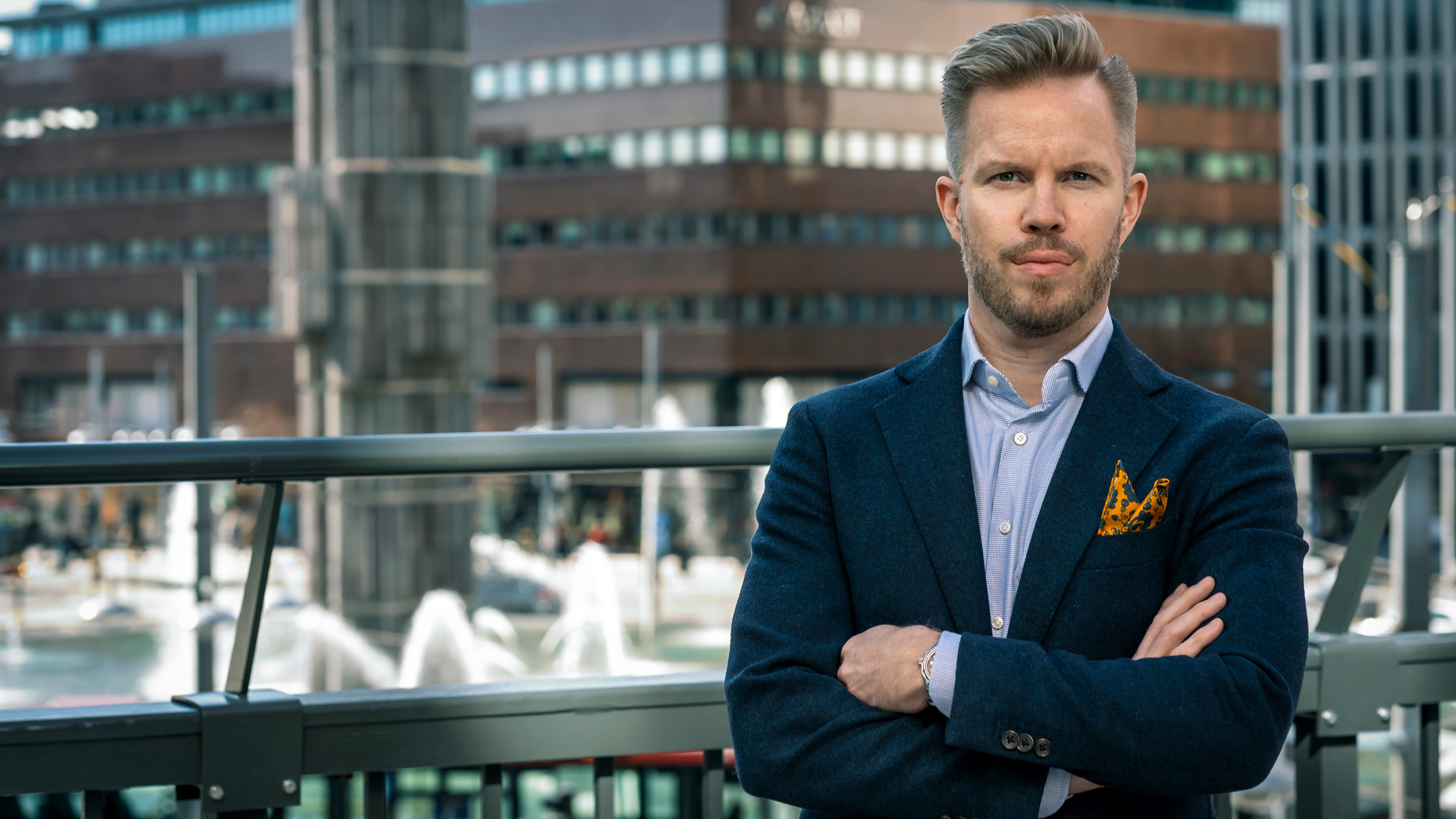 Martin Hofverberg, chefekonom Hyresgästföreningen, påpekat att fastighetsbransch gör stora överskott.