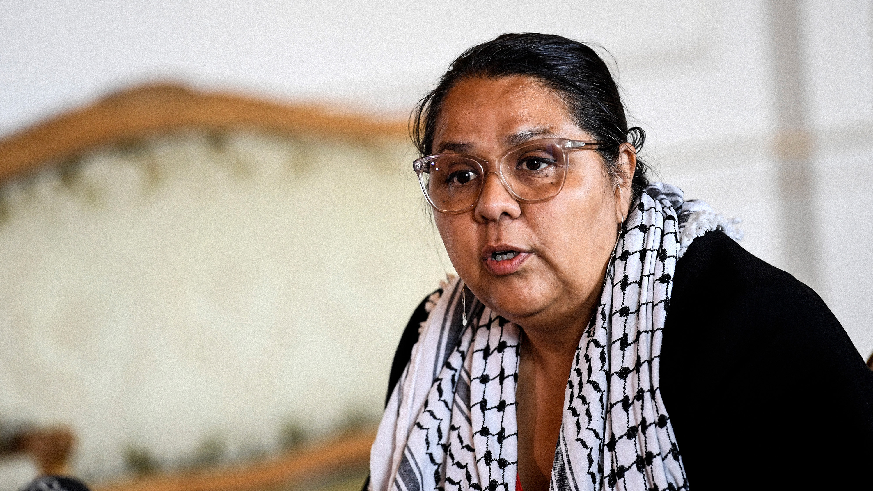 Lorena Delgado Varas kräver att utrikesminister Maria Malmer Stenergard fördömer Israels agerande mot de svenska medborgarna på Global Sumud Flotilla.