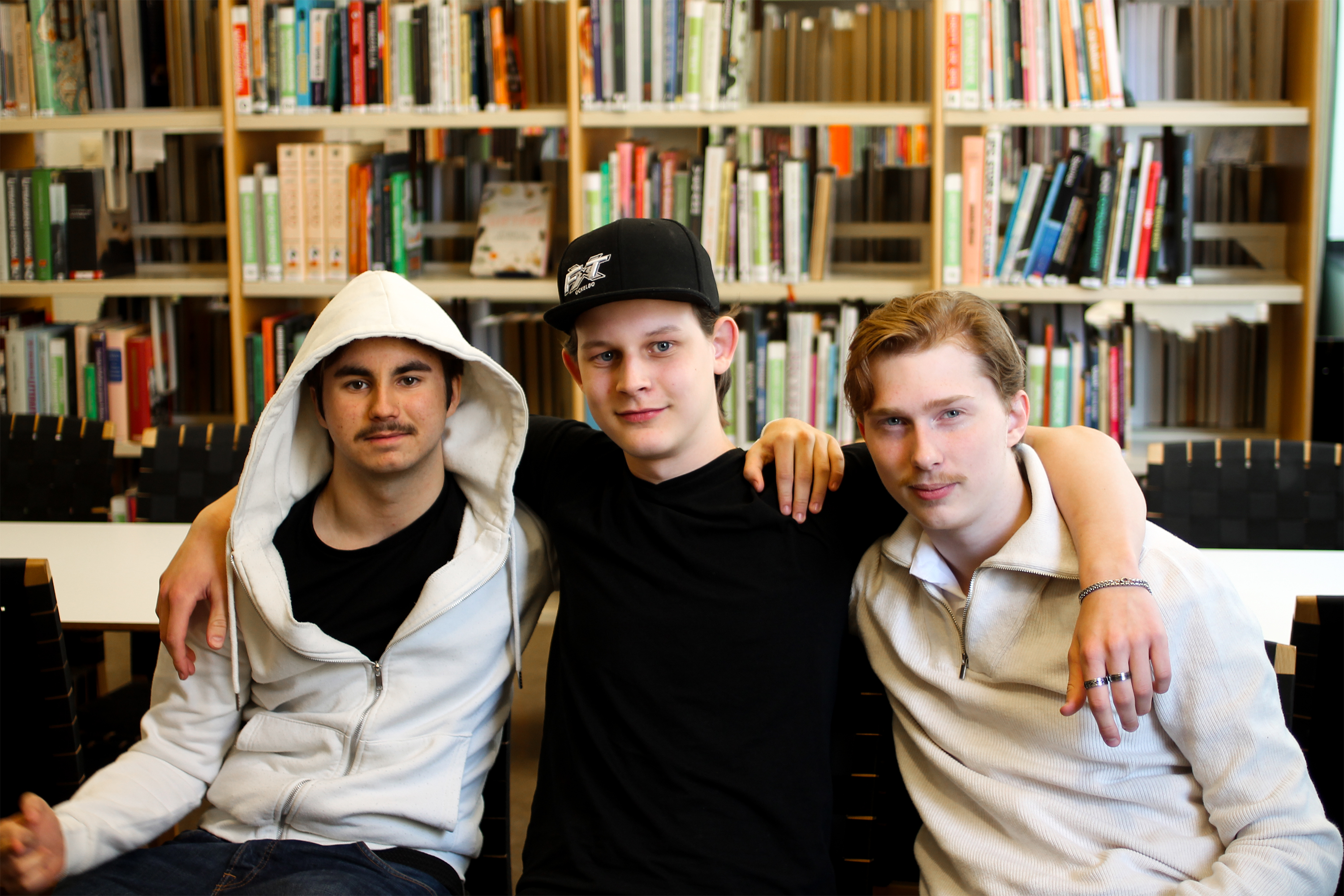 Wilmer Lindquist, Bastian Sjövild och Sixten Resare går på gymnasiet Polhemsskolan i Gävle. Klimatfrågan, även om de tycker att den är viktig, kommer ”inte på tal” i deras kretsar .