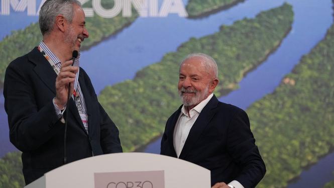 Cop-ordföranden André Corrêa och Brasiliens president Luiz Inacio Lula da Silva.