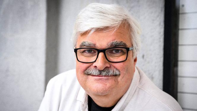 Håkan Juholt under en pressträff inför premiären av SVT:s nya realitysatsningen "Spelet."