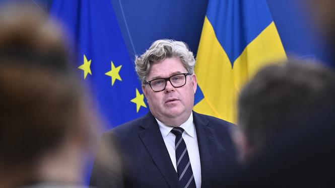 Justitieminister Gunnar Strömmer (M) håller pressträff och presenteras förslag till grundlagsändringar på fri- och rättighetsområdet.