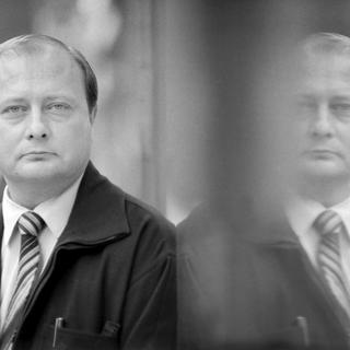 Stig Engström (senare kallad Skandiamannen i Palmeutredningen) intervjuas av Idagsidan som androgyn.