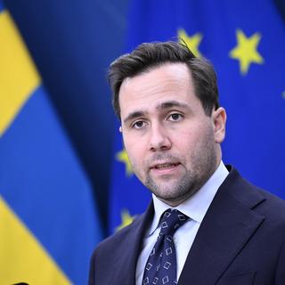 Bistånds- och utrikeshandelsminister Benjamin Dousa (M) fortsätter att lägga om svensk biståndspolitik. 