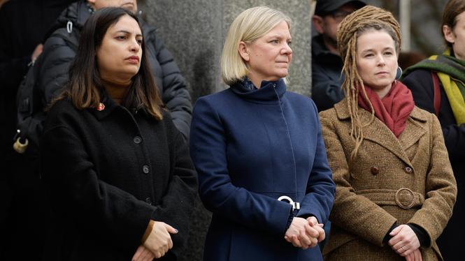 Nooshi Dadgostar (V), Magdalena Andersson (S) och Amanda Lind (MP) har gemensamt skrivit under uppropet till utrikesministern.