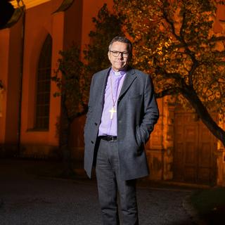 ”Att låsa in barn i fängelse är inte värdigt en civilisation”, säger Andreas Holmberg, biskopen i Stockholms stift.