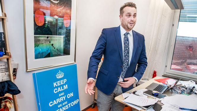 Christian Sonesson (M) har tidigare inte velat prata med Dagens ETC (”ETC är inte min melodi”) om varför kommunen sagt nej till kvotflyktingar. I en intervju i Sydsvenskan har han sagt att ukrainare dock är välkomna för att de har ”skyddsbehov på riktigt”.