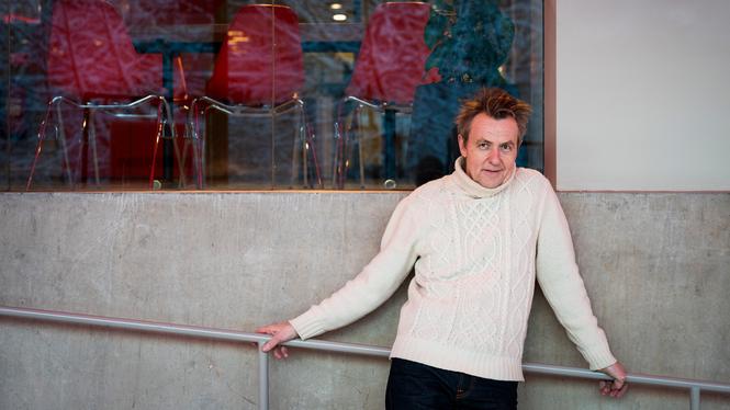 – Som liten var jag helt misslyckad, rita var det enda jag kunde, säger Fredrik Skavlan till Dagens ETC.