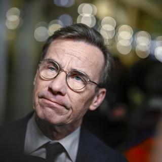 Statsminister Ulf Kristersson (M) tycker Socialdemokraternas ”svajar” i frågan om kärnvapendialog med Frankrike.