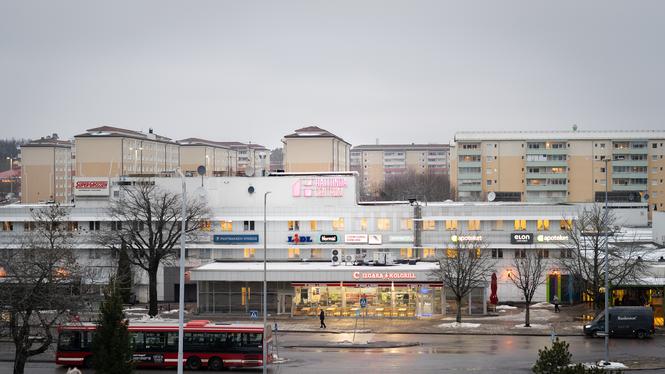 I Hallunda och Norsborg i Botkyrka är stödet till S och V större än rikssnittet.