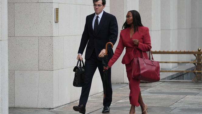 Instagrams vd Adam Mosseri anlände till rätten i Los Angeles på onsdagen.