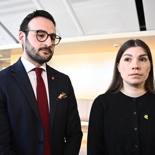 Annika Hirvonen (MP) och Tony Haddou (V) tycker inte att Sverige ska bjuda in talibanerna till dialog.