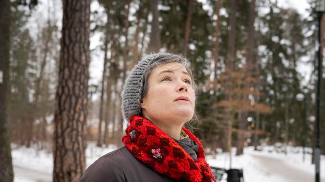Forskning visar att människor som är medvetna om natur- och klimatkrisen finner mindre tröst i naturen än andra. Sophia Augusta hanterar sin oro genom klimataktivism. ”Jag vägrar tro att det jag gör inte har någon mening”, säger hon.