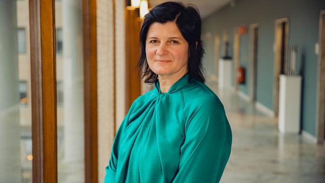 Jurgita Ravaityte Kristoffersson tror att fler än 87 flickor i Västerås har könsstympats, eftersom bara de i vissa årskurser fått frågan, och dessutom bara i de kommunala skolorna. 