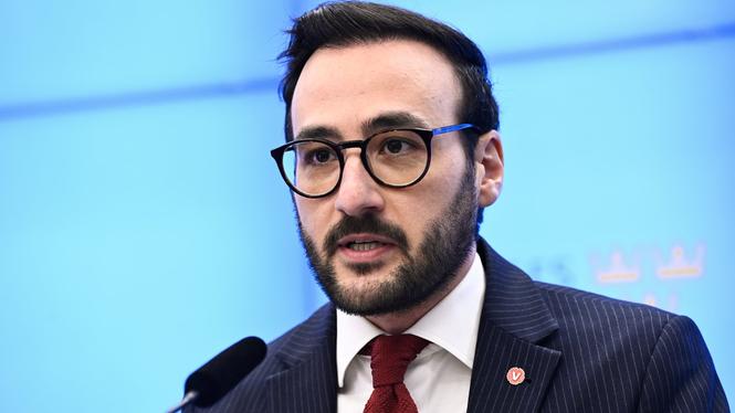 Tony Haddou (V), migrationspolitisk talesperson för Vänsterpartiet.