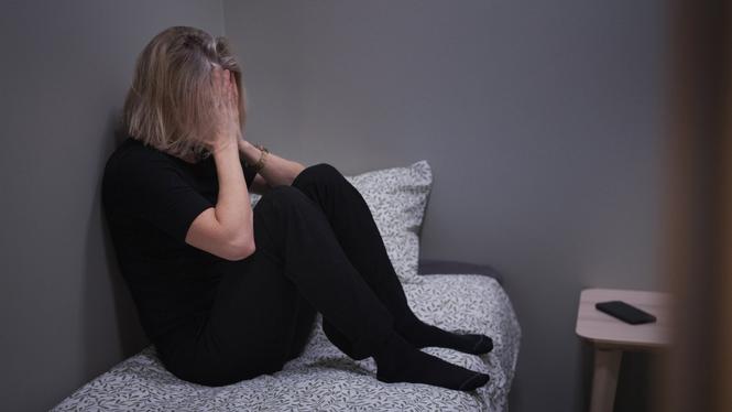 Ivo förbjuder Psykiatrispecialisterna att fortsätta bedriva vård, eftersom man anser att bristerna hos det privata vårdbolaget riskerar liv och hälsa för patienterna. 