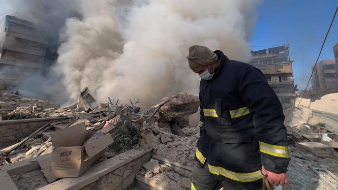 Beiruts södra förorter har utsatts för israeliskt bombardemang. Nu har Israel valt att gå in med marktrupper över gränsen. 