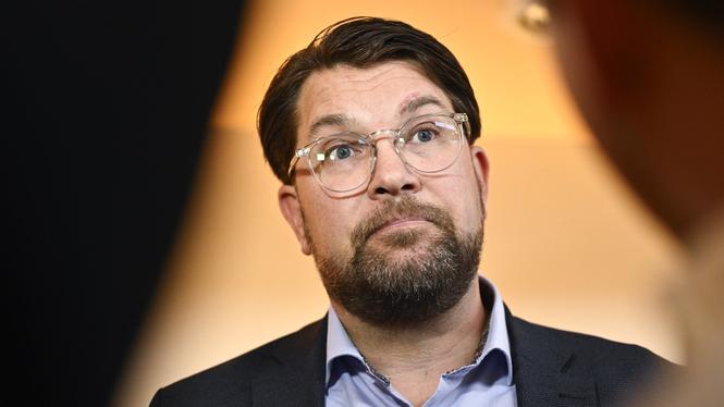 Sverigedemokraternas partiledare Jimmie Åkesson (SD) vill pausa tonårsutvisningarna i väntan på en ventil. Arkivbild.