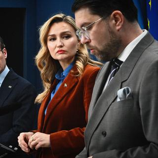 Tidöpartierna under pressträff gällande migrationsområdet.