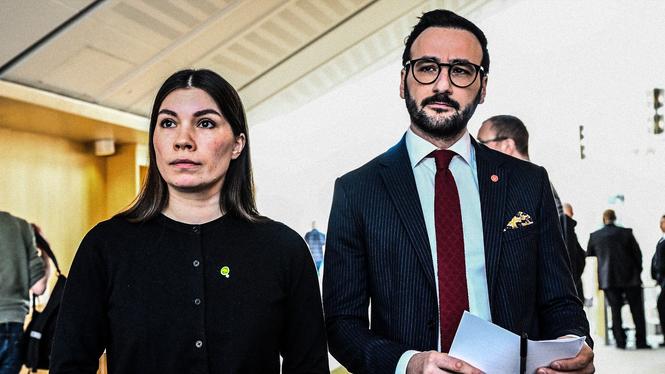 ”Vi har lyckats pressa regeringen att backa på flera centrala punkter i sin utvisningspolitik”, säger Annika Hirvonen (MP) som välkomnar regeringens vändning.